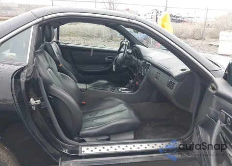 1998 Mercedes-Benz Slk 230 from USA, damaged, VIN WDBKK47F4WF007641